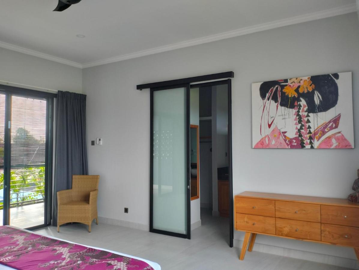 Villa Bintang ロヴィーナ エクステリア 写真